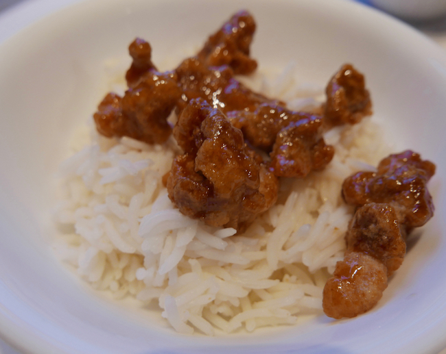 Making Chinese Chicken with white rice in Oregon